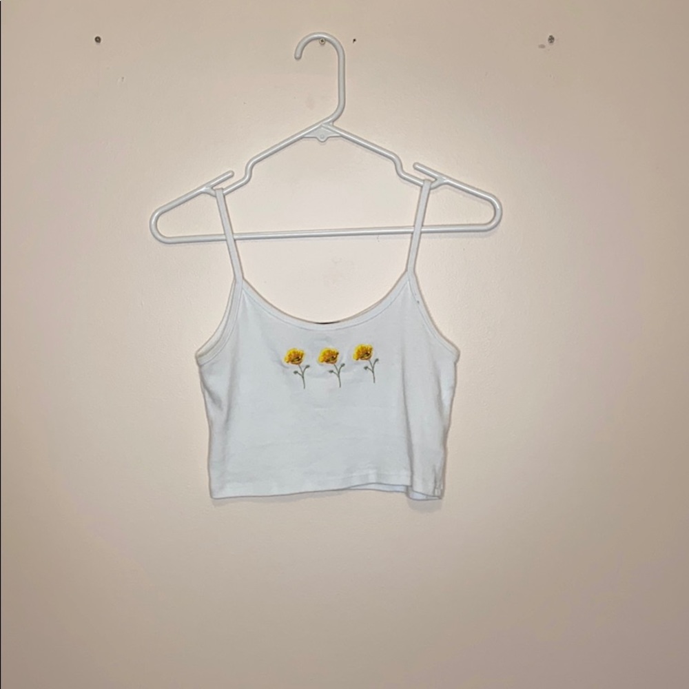 White cropped tank
